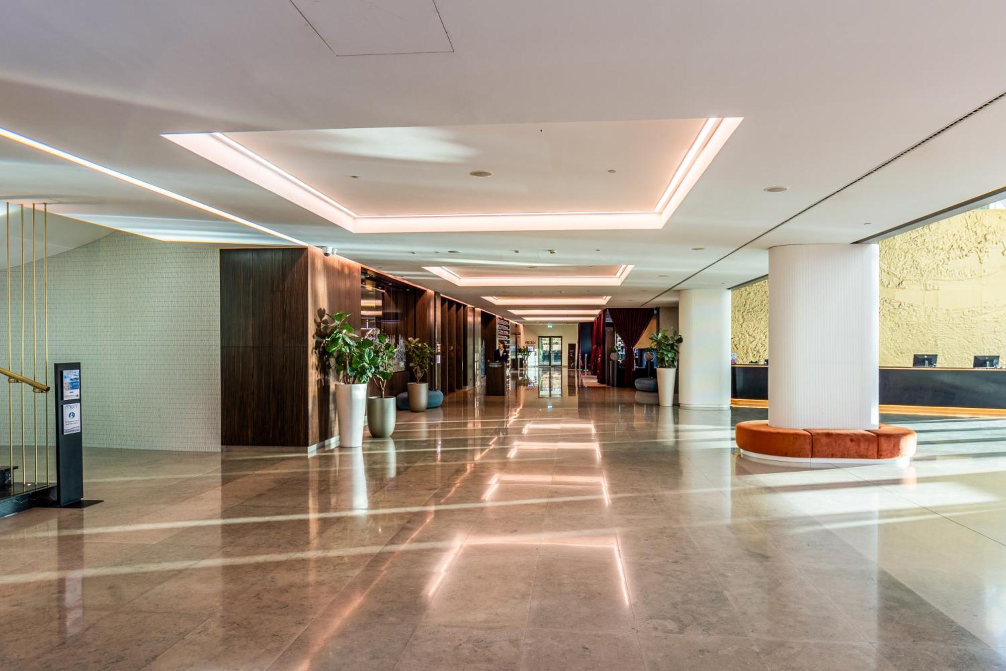 Crowne Plaza By Ihg Hotel Belgrado