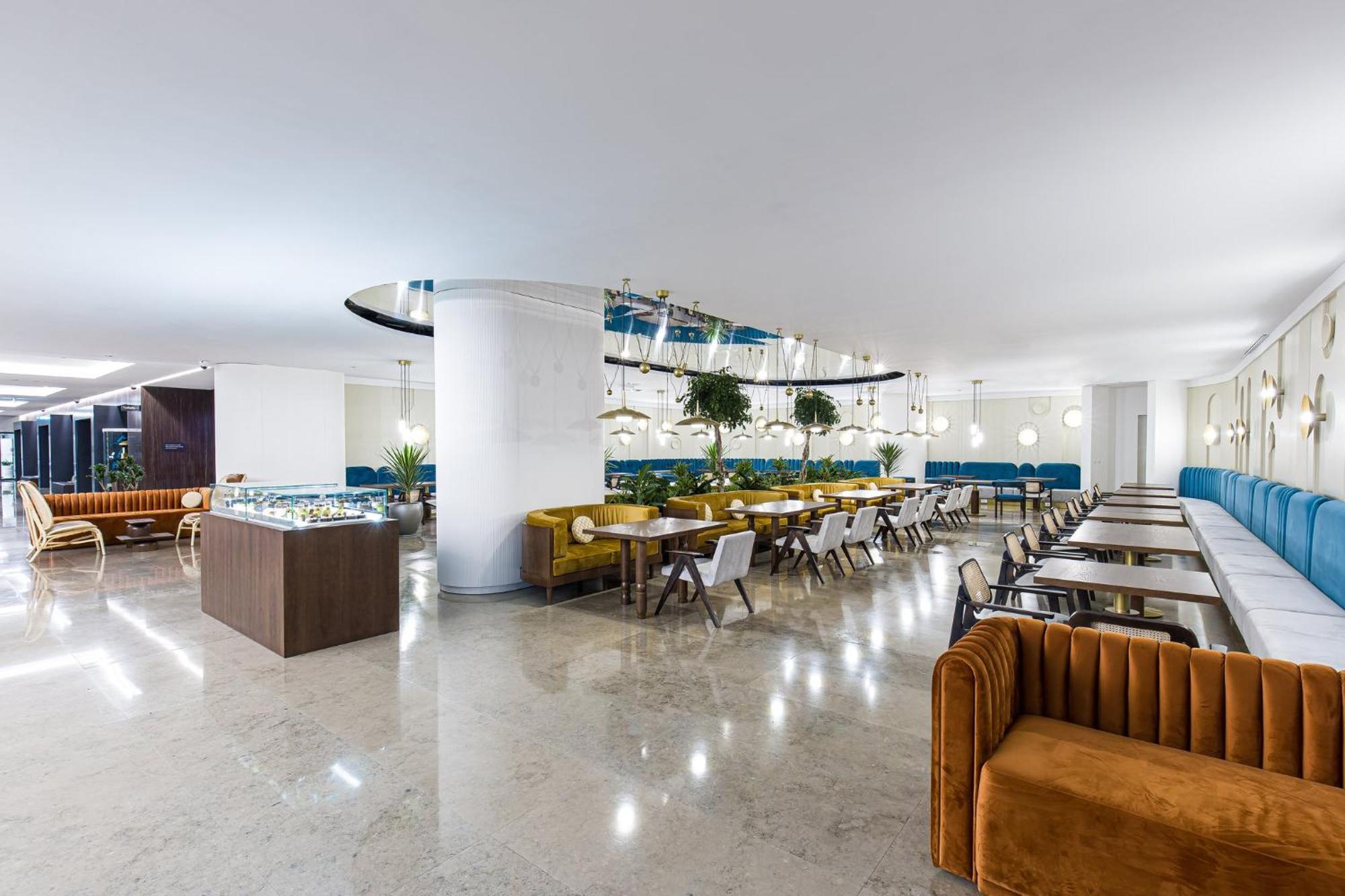 Crowne Plaza By Ihg